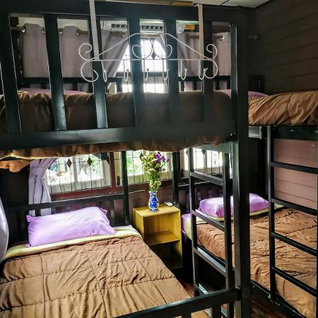 Champion Hostel 2 (Adults Only) Chiang Mai Exterior photo